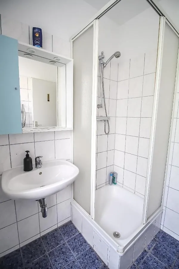 Appartement 2 Single Beds Room With Shared Bathroom Vienne